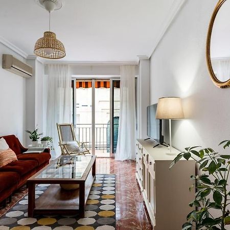 Santa Justa Urban Apartment Sevilla Eksteriør billede
