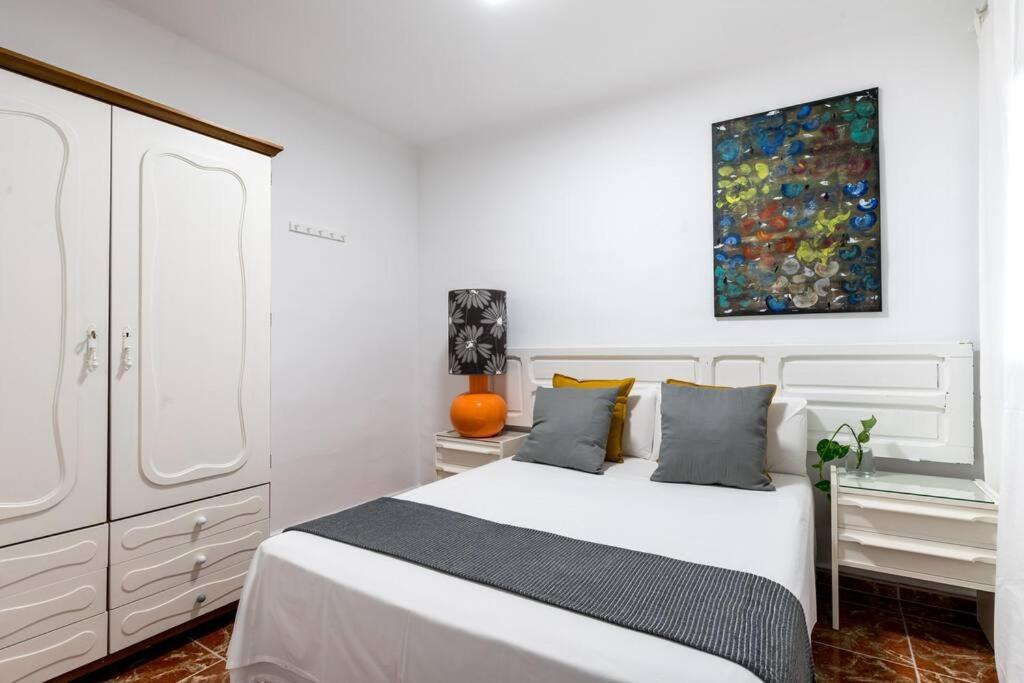 Santa Justa Urban Apartment Sevilla Eksteriør billede